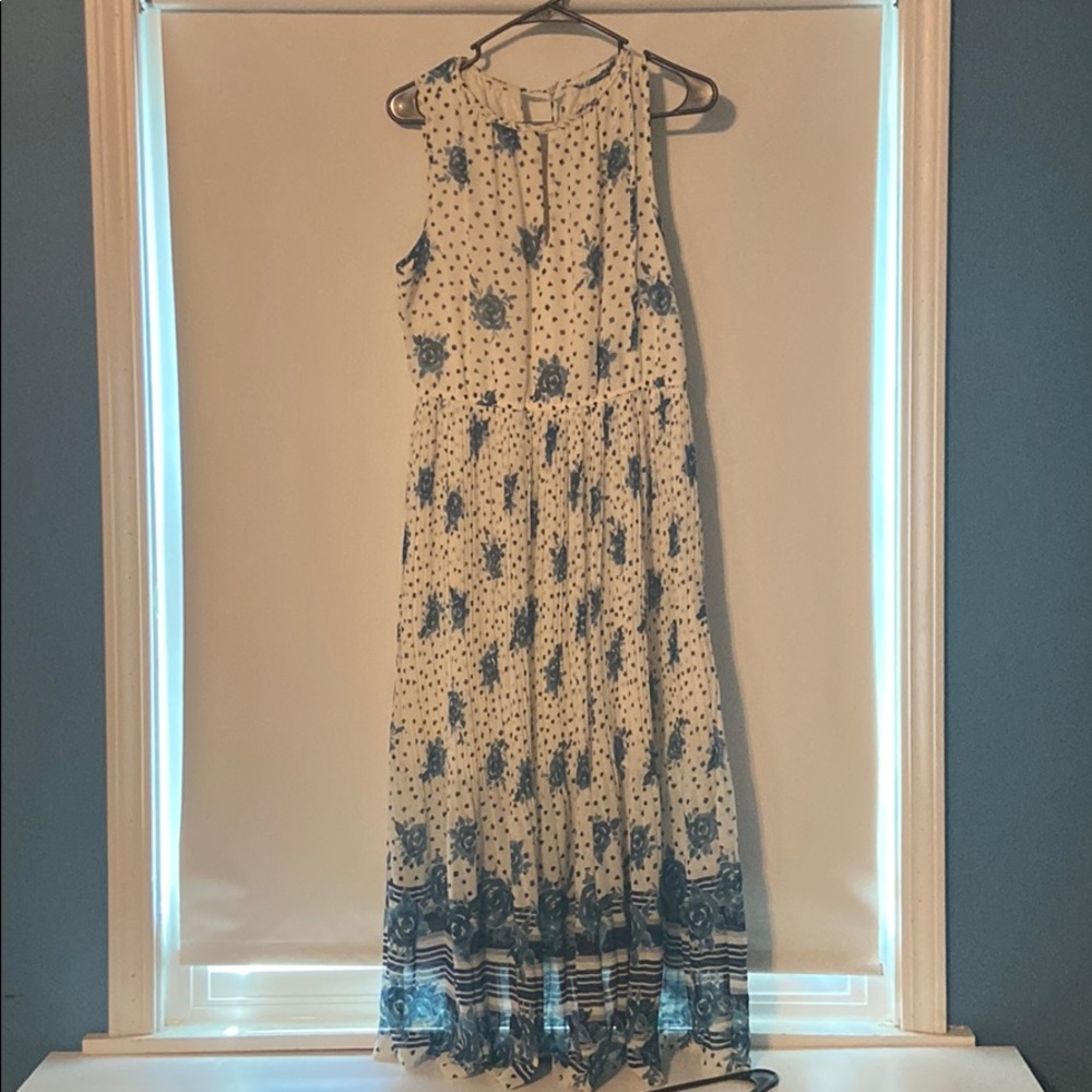 Blue floral midi dress